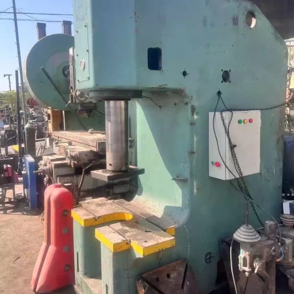 پرس روسی ۱۶۰ تن